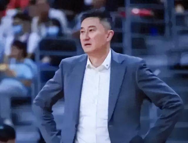 包含北马其顿豪取胜利，预选赛上演逆袭的词条