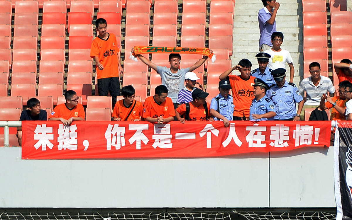 体育赛事热烈角逐，幕后工作默默付出的简单介绍