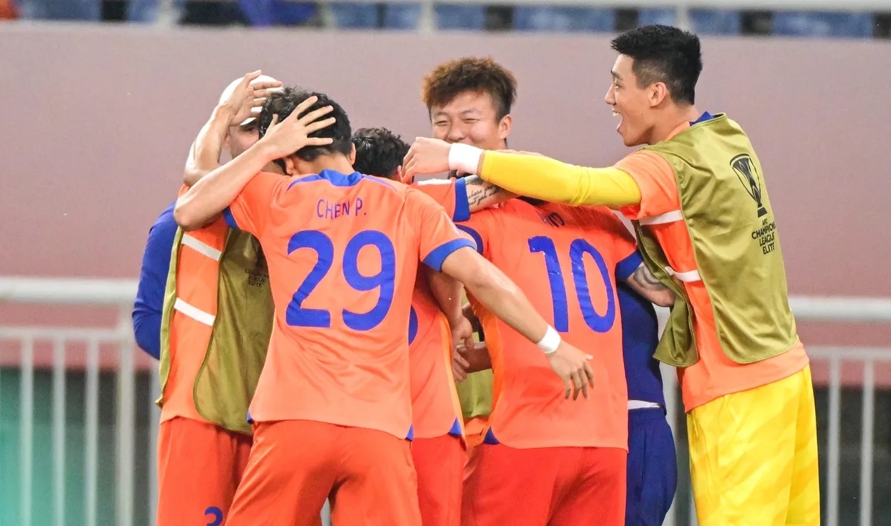 国内足球赛事备受瞩目，球员实力大幅提升 